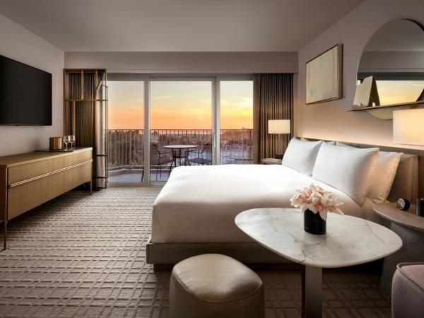 Fairmont Century Plaza Los Angeles : photo 2 de la chambre chambre lit king-size deluxe avec balcon - vue sur coucher du soleil