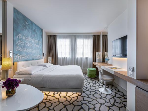 N'vY Manotel : photo 1 de la chambre chambre double ou lits jumeaux standard