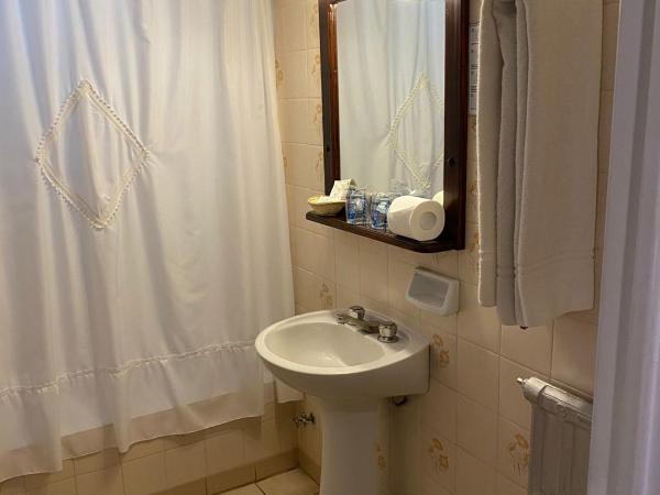 Hotel Concorde : photo 4 de la chambre chambre triple supérieure