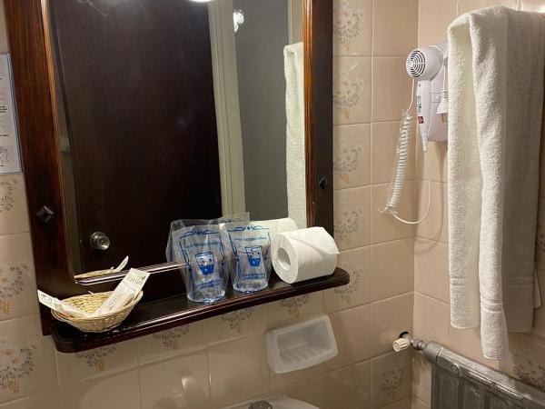 Hotel Concorde : photo 5 de la chambre chambre lits jumeaux Économique