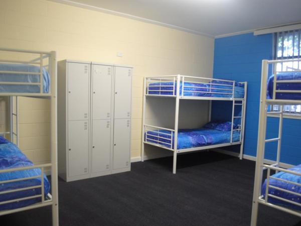 Port Adelaide Backpackers : photo 3 de la chambre lit dans dortoir mixte de 10 lits