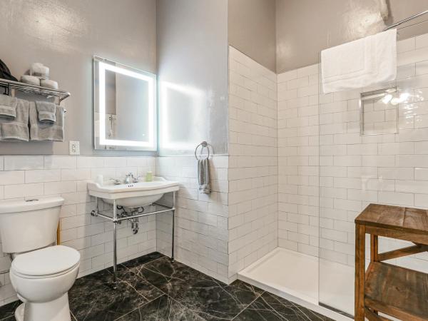 Rathbone Mansions New Orleans : photo 6 de la chambre chambre double avec lit queen-size