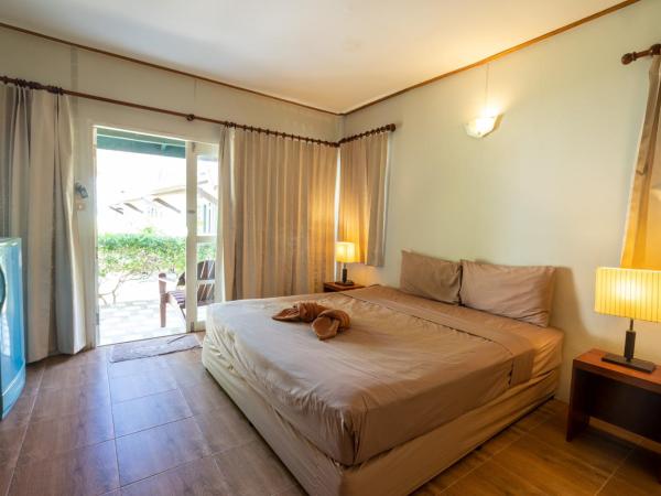 Gooddays Lanta Beach Resort SHA : photo 1 de la chambre bungalow avec climatisation