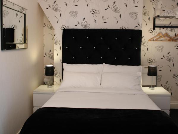 Mardonia Hotel : photo 3 de la chambre family room - second floor (2 adults + 1 child)