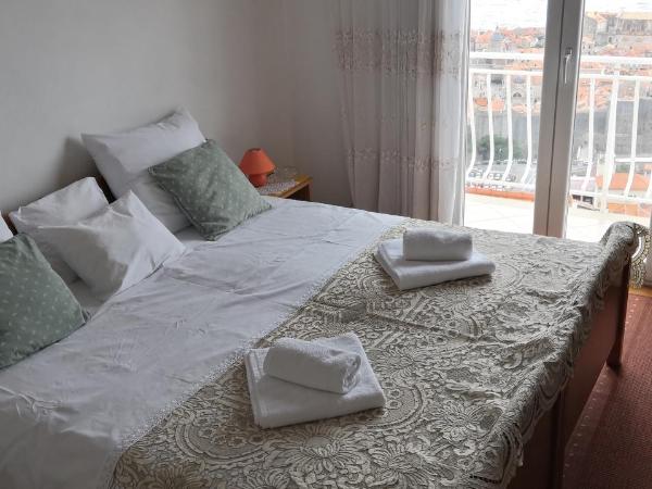 Guest House Blaise : photo 1 de la chambre chambre double ou lits jumeaux