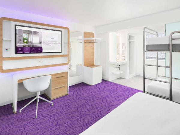 YOTEL Edinburgh : photo 2 de la chambre chambre familiale