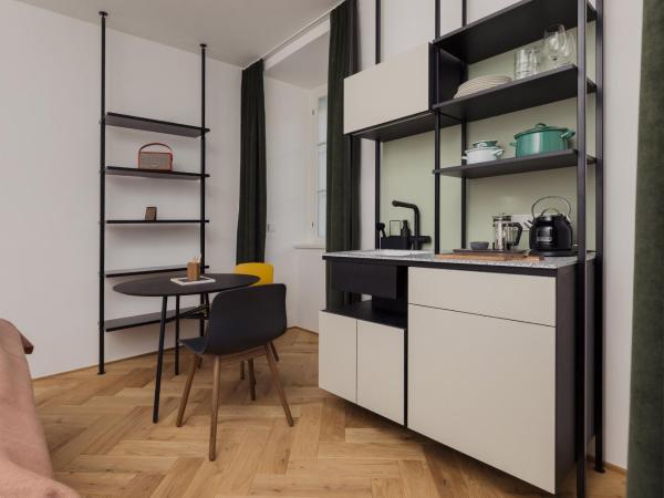 Marktbar Studios - Boutique Aparthotel : photo 8 de la chambre studio supérieur