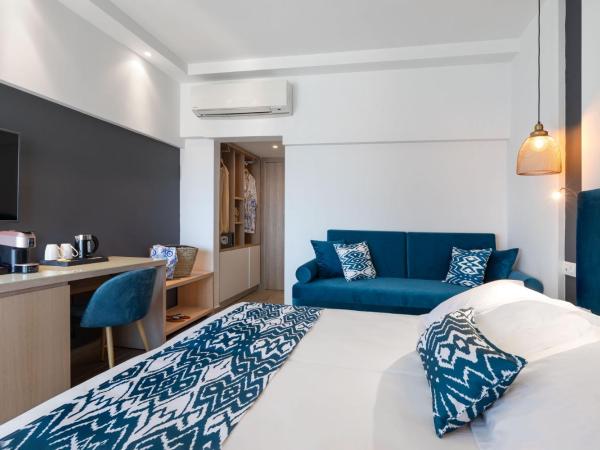 Mercure Rhodes Alexia Hotel & Spa : photo 3 de la chambre chambre privilège avec lit king-size ou lits jumeaux, canapé-lit simple et balcon - vue sur mer