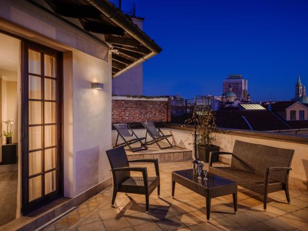 Hotel Mentana, by R Collection Hotels : photo 2 de la chambre suite avec terrasse 