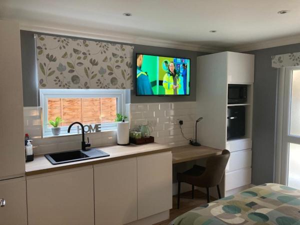 Charlotte Guest House : photo 9 de la chambre studio