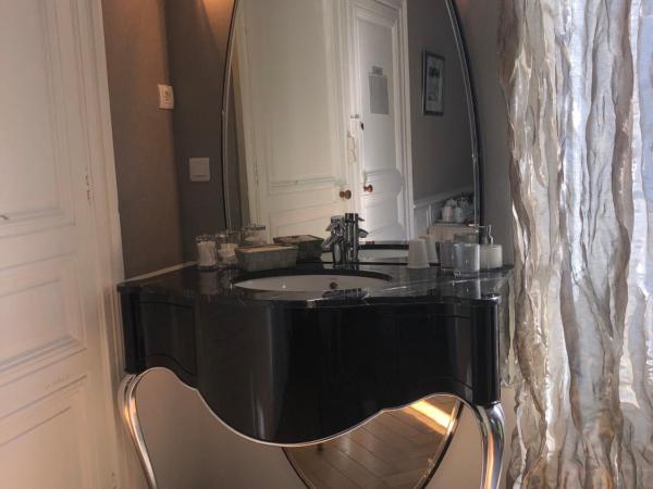 La Maison D'Hôtes Nantes Centre : photo 3 de la chambre chambre double