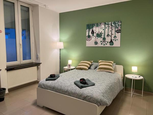 city-pillow rooms : photo 1 de la chambre chambre double avec salle de bains commune