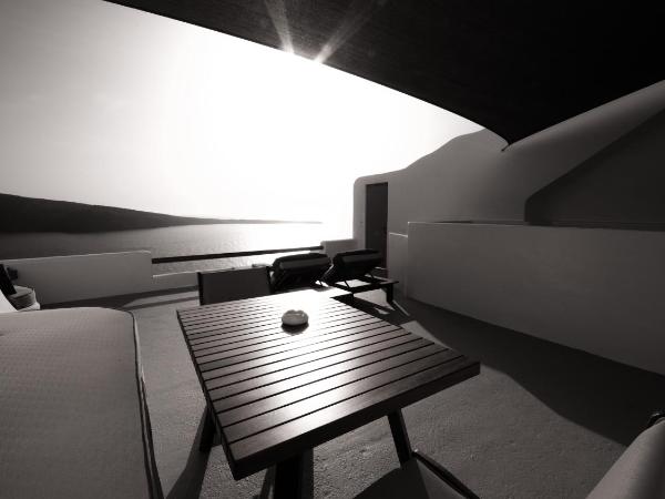 Maregio Suites : photo 6 de la chambre suite lune de miel avec petite piscine extérieure chauffée avec jets