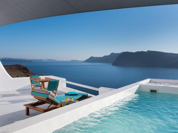 Maregio Suites : photo 1 de la chambre suite deluxe avec petite piscine extérieure chauffée avec jets