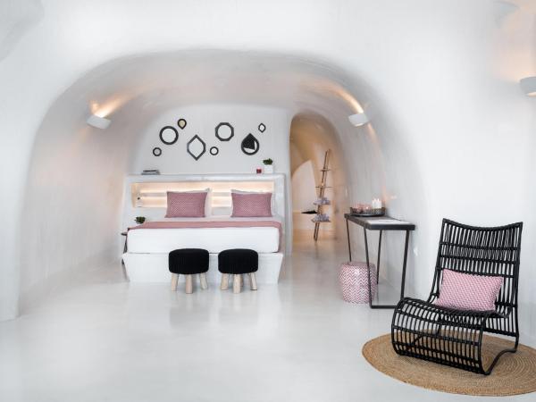 Maregio Suites : photo 8 de la chambre suite senior avec bain à remous extérieur