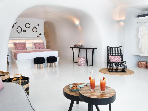 Maregio Suites : photo 7 de la chambre suite senior avec bain à remous extérieur