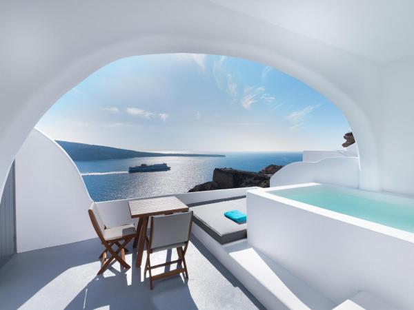 Maregio Suites : photo 5 de la chambre suite senior avec bain à remous extérieur