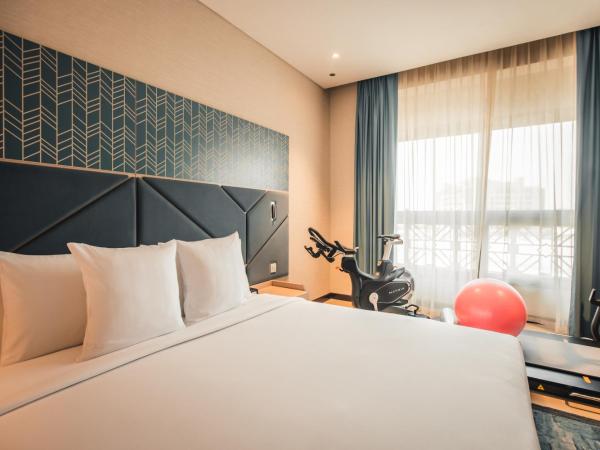 Occidental Al Jaddaf, Dubai : photo 2 de la chambre o ! salle de sport - 20 % de réduction sur nourriture et boissons, salon et spa - navette gratuite vers dubaï mall et la mer beach