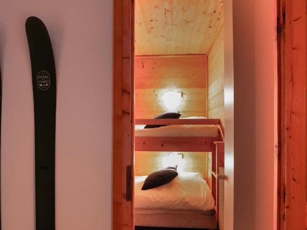 Chalet Hôtel des 2 Gares : photo 3 de la chambre chambre familiale