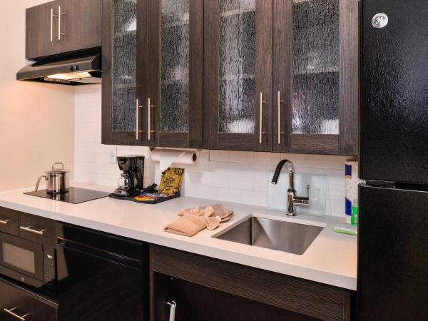 Candlewood Suites - Austin Airport, an IHG Hotel : photo 2 de la chambre suite studio avec 2 lits queen-size