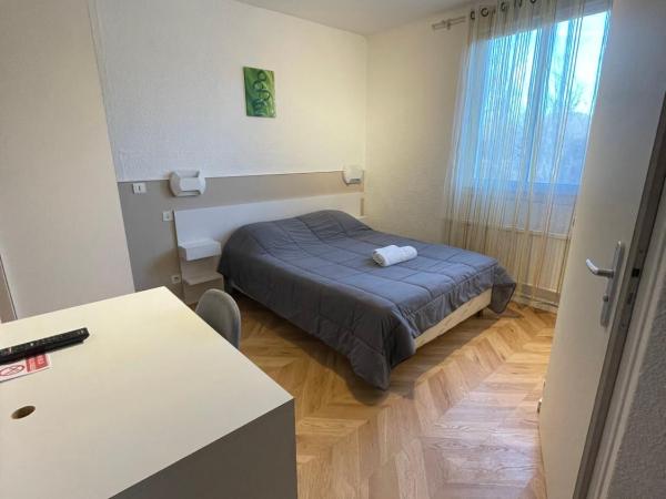 Hotel Les Chênes : photo 5 de la chambre chambre double standard