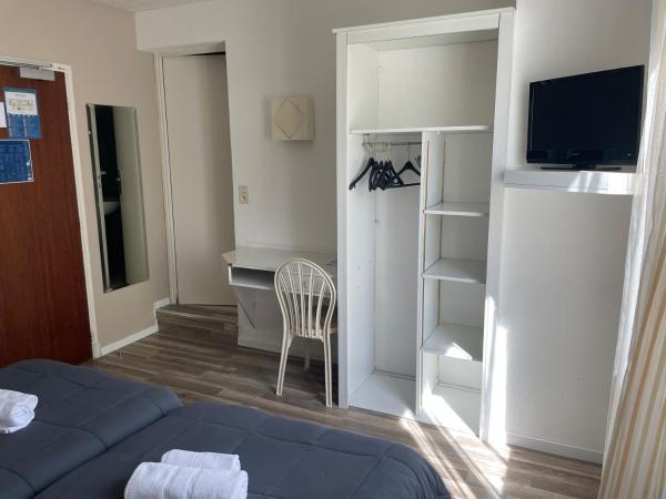 Hotel Les Chênes : photo 3 de la chambre chambre lits jumeaux