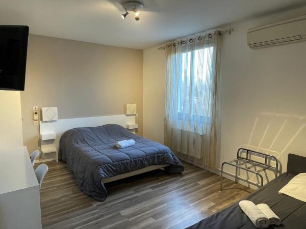 Hotel Les Chênes : photo 1 de la chambre chambre familiale