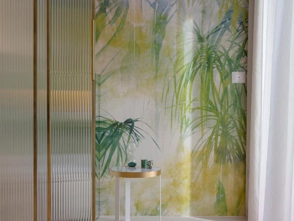 Demo Hotel Design Emotion : photo 7 de la chambre suite lit queen-size