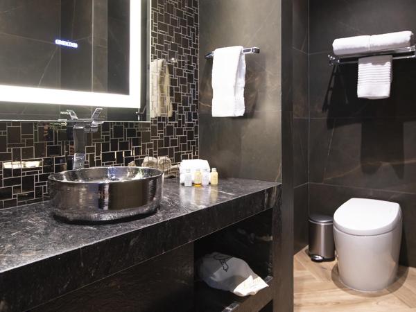 L Hotel Perla Boutique : photo 5 de la chambre chambre lits jumeaux avec balcon