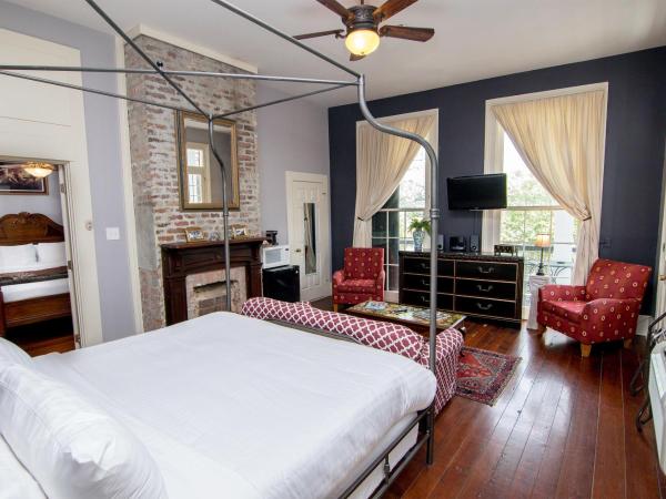 Rathbone Mansions New Orleans : photo 5 de la chambre suite avec balcon