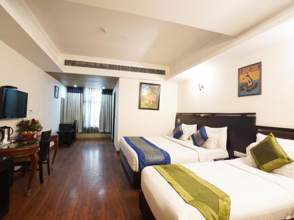 Airport Hotel Grand, New Delhi : photo 3 de la chambre suite familiale