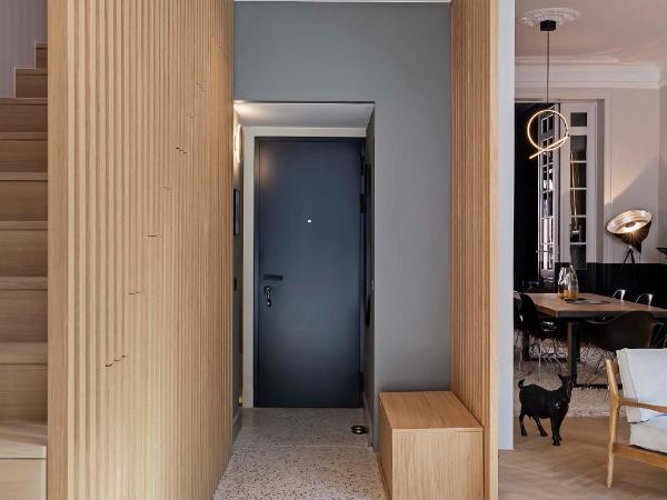Suite lumineuse à Saint-Gilles : photo 3 de la chambre chambre double avec salle de bains privative