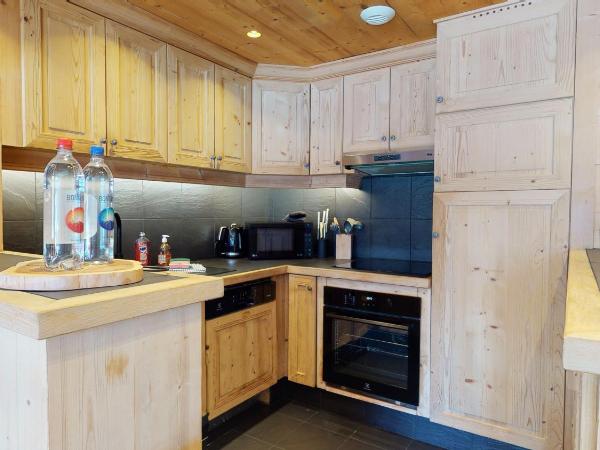 Résidence Le Lys Martagon : photo 5 de la chambre appartement avec terrasse