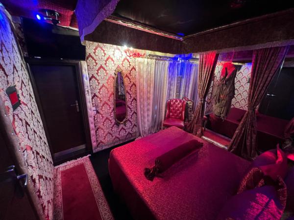 Xcite Hotel Salem : photo 2 de la chambre chambre double deluxe avec douche