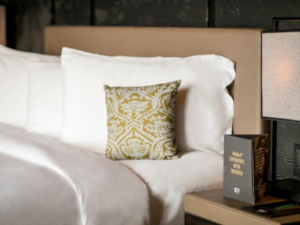 SO/ Bangkok : photo 6 de la chambre suite 1 chambre so avec avantages club - vue sur ville ou parc lumpini