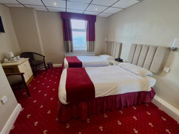 Doric Hotel : photo 1 de la chambre chambre lits jumeaux standard - vue sur mer