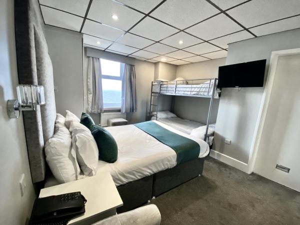 Doric Hotel : photo 1 de la chambre chambre familiale - vue sur mer