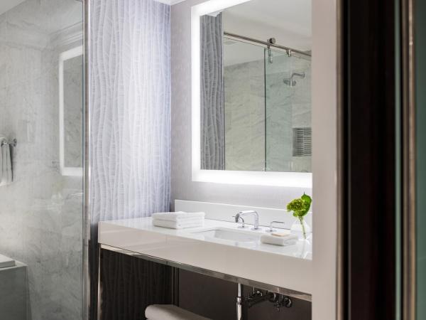 Kimpton Tryon Park Hotel, an IHG Hotel : photo 5 de la chambre premium king room with soaking tub and shower