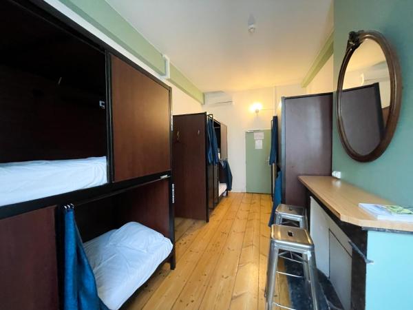 HOSTEL20 Bordeaux HIFRANCE : photo 6 de la chambre lit dans dortoir mixte de 6 lits