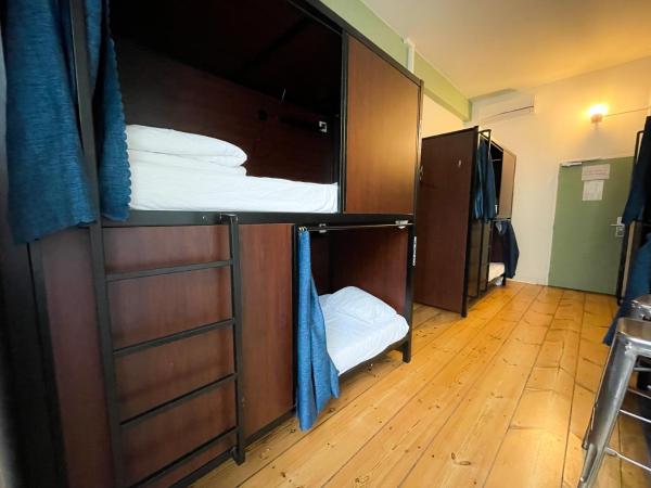 HOSTEL20 Bordeaux HIFRANCE : photo 7 de la chambre lit dans dortoir mixte de 6 lits