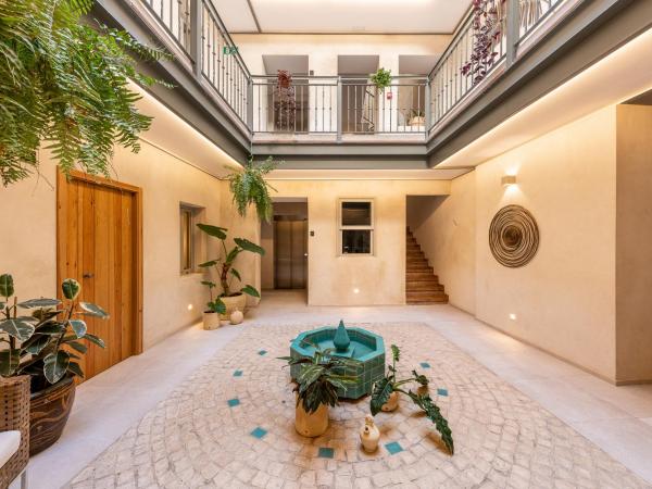 Casa 95 Sevilla : photo 8 de la chambre appartement avec piscine privée et terrasse