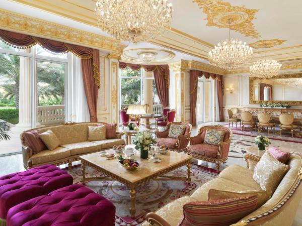 Raffles The Palm : photo 7 de la chambre villa royale raffles avec piscine privée sur toit