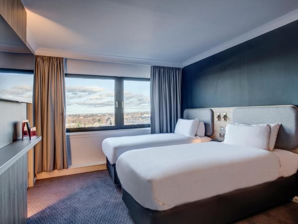 Holiday Inn Express Edinburgh City West, an IHG Hotel : photo 3 de la chambre chambre lits jumeaux avec vue