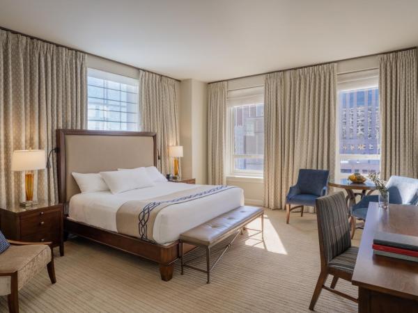 NOPSI Hotel New Orleans : photo 2 de la chambre suite d'angle deluxe avec lit king-size