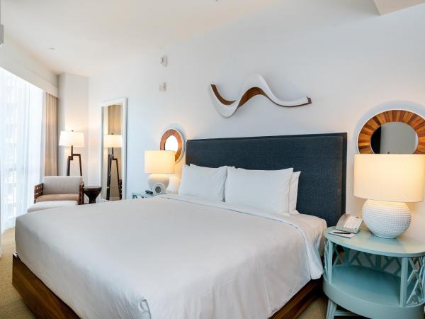 Hyatt Centric Waikiki Beach : photo 1 de la chambre chambre lit king-size