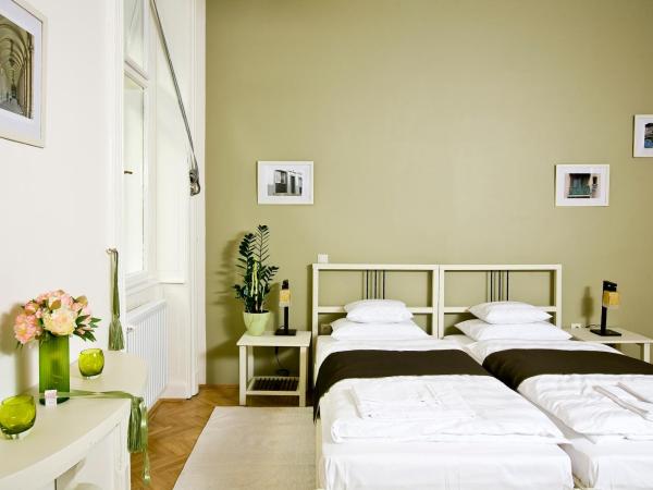 Budapest Rooms Bed and Breakfast : photo 4 de la chambre chambre familiale