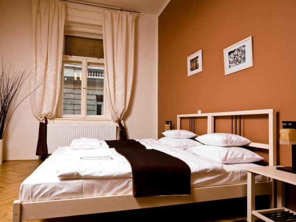 Budapest Rooms Bed and Breakfast : photo 6 de la chambre chambre familiale