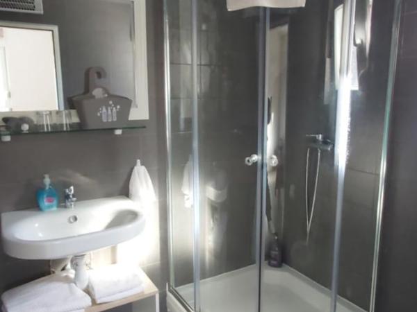 Sobe Dragić : photo 6 de la chambre chambre double deluxe (2 adultes + 1 enfant)