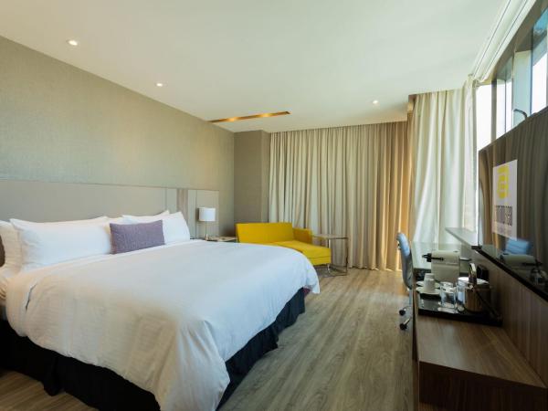 Camino Real Fashion Drive Monterrey : photo 4 de la chambre suite junior