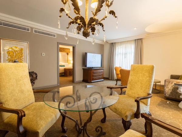 Quinta Real Monterrey : photo 4 de la chambre suite gouverneur lit king-size
